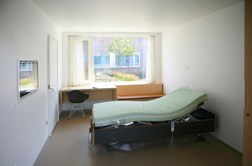 Patientværelse på Psykiatrisygehus Slagelse