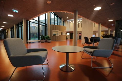Foyer og venteområde på Vejle Psykiatrisk Afdeling